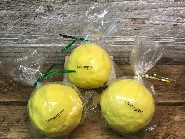 Lemongrass Handmade Fizzy Bath bombs Lot of 3 - Image 4
