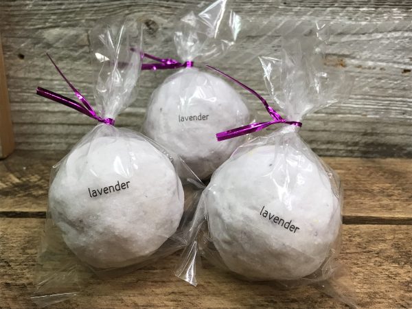 Lavender Handmade Fizzy Bath bombs Lot of 3 - Image 3